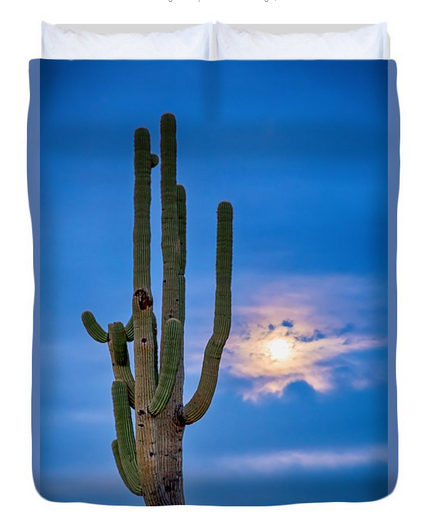 Giant Saguaro Cactus Golden Cloudy Full Moonset Queen Duvet Cove